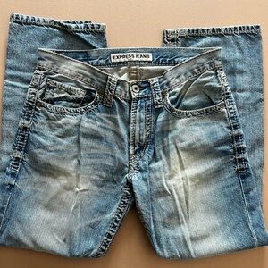 Express Kingston Faded Classic Fit Jeans